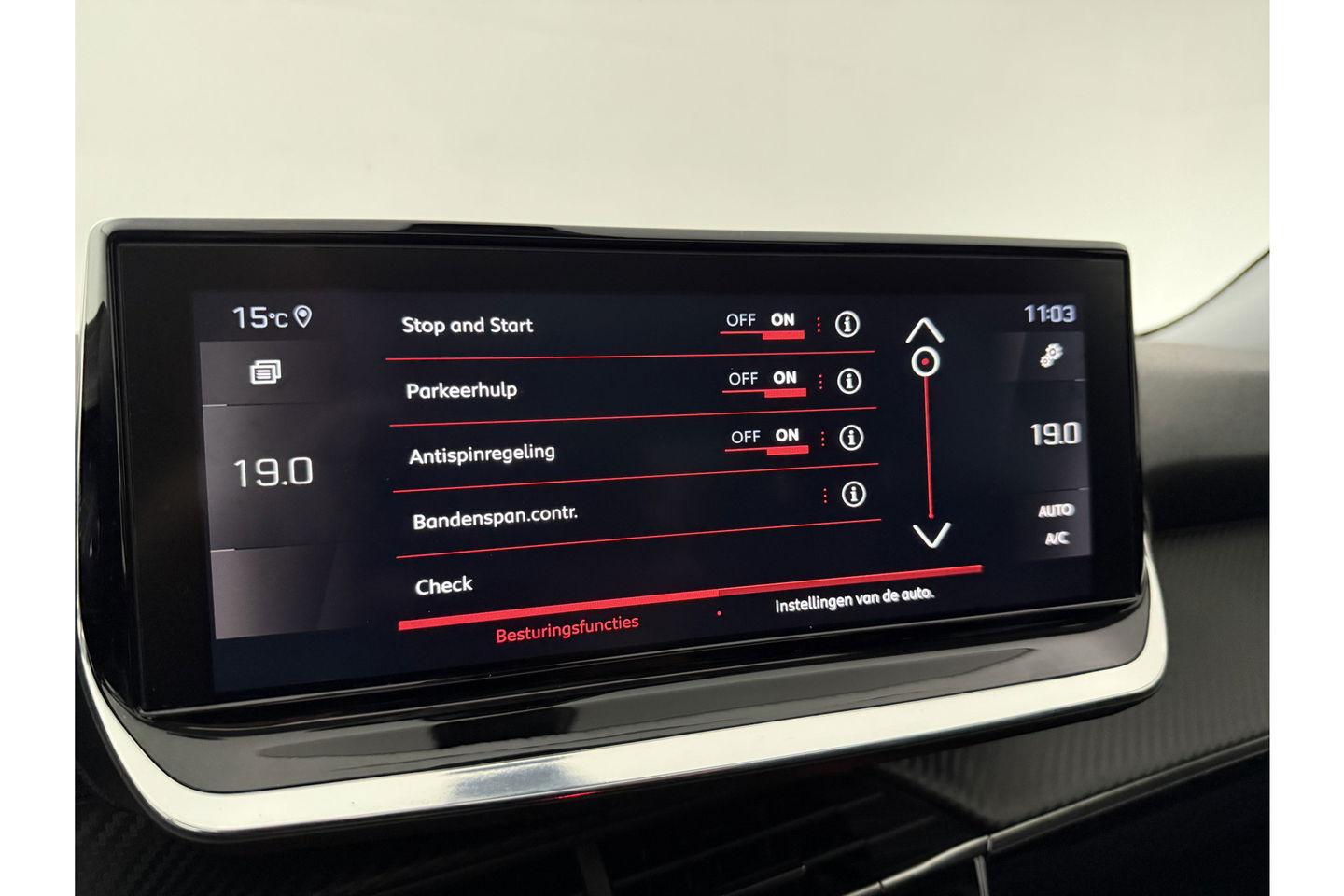 Peugeot 2008 1.2 PureTech Allure Pano 360Camera Carplay LED Virtual Clima Cruise Navi PDC 17''LMV