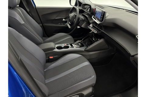 Peugeot 2008 1.2 PureTech Allure Pano 360Camera Carplay LED Virtual Clima Cruise Navi PDC 17''LMV