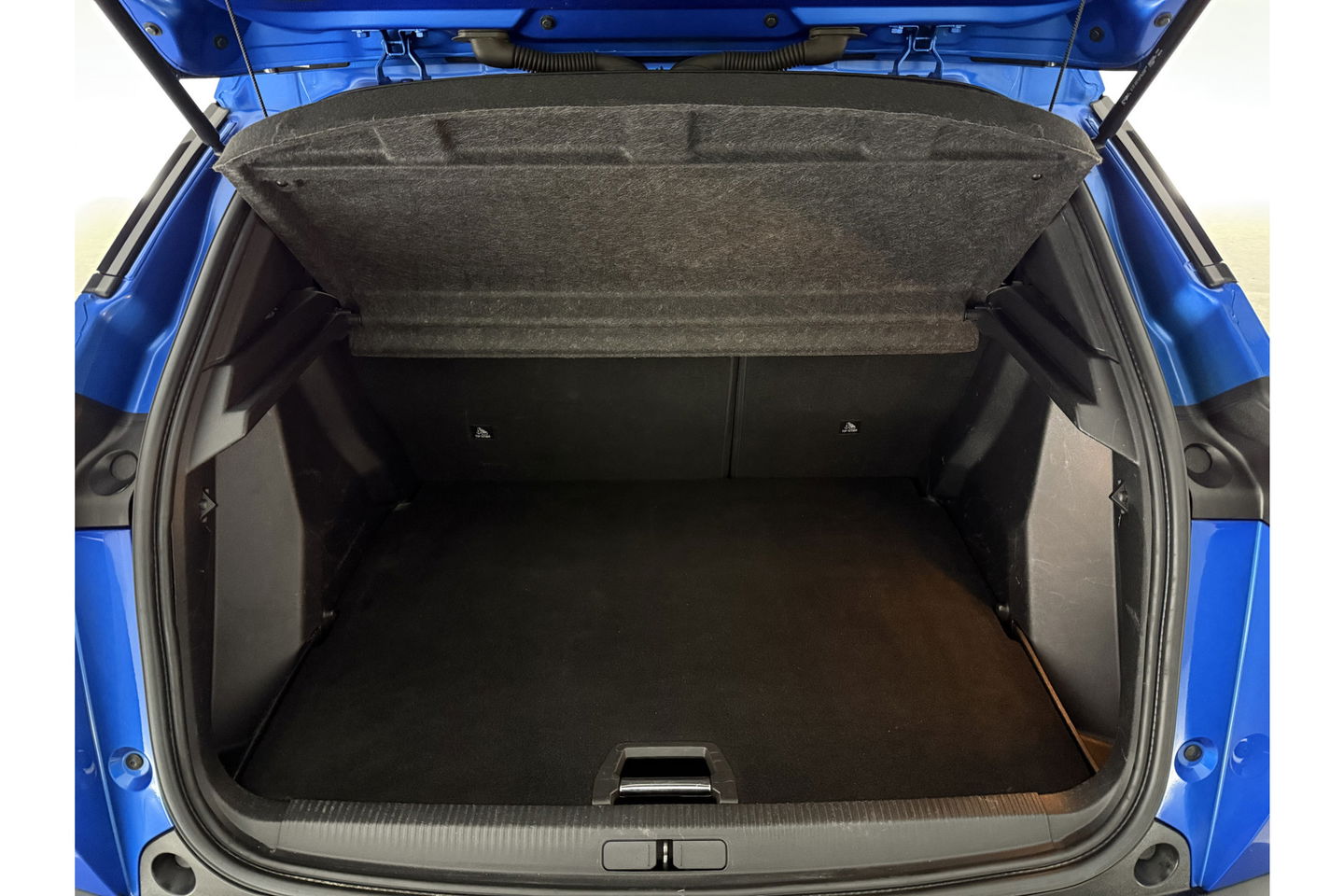 Peugeot 2008 1.2 PureTech Allure Pano 360Camera Carplay LED Virtual Clima Cruise Navi PDC 17''LMV