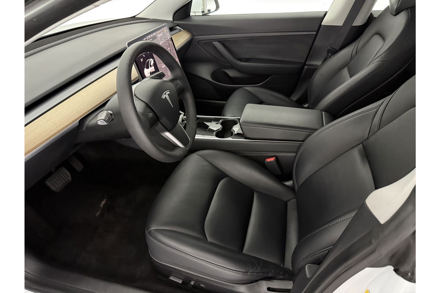 Tesla Model 3 Standard RWD Plus 60 kWh 238PK Autopilot Camera LED Panoview Clima Cruise Navi PDC Memory-seat 18''LMV