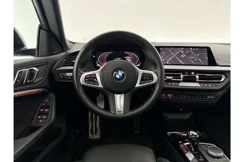 BMW 2 Serie Grand Coupé 218i High Executive M-Sport 141PK Pano Sfeer LED Carplay Camera Clima Virtual Navi 17"LMV PDC