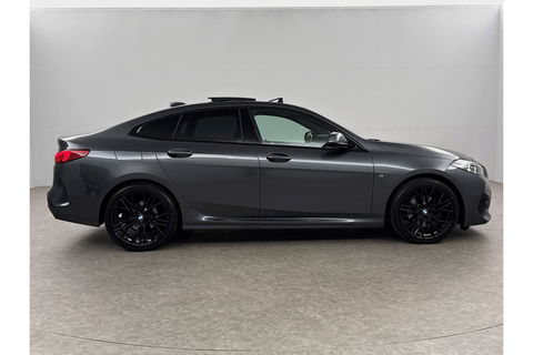 BMW 2 Serie Grand Coupé 218i High Executive M-Sport 141PK Pano Sfeer LED Carplay Camera Clima Virtual Navi 17"LMV PDC