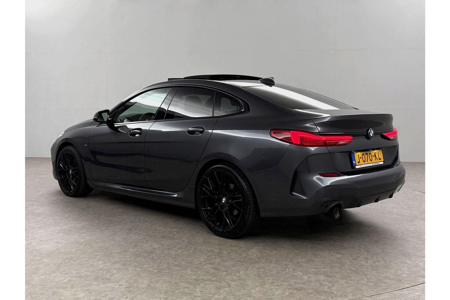 BMW 2 Serie Grand Coupé 218i High Executive M-Sport 141PK Pano Sfeer LED Carplay Camera Clima Virtual Navi 17"LMV PDC