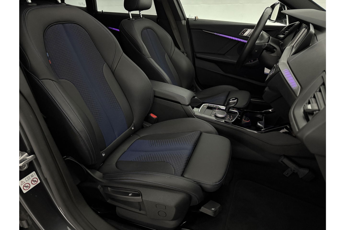BMW 2 Serie Grand Coupé 218i High Executive M-Sport 141PK Pano Sfeer LED Carplay Camera Clima Virtual Navi 17"LMV PDC