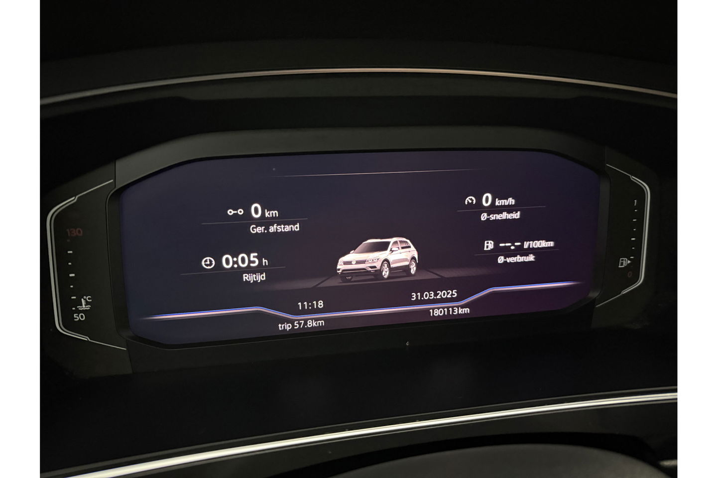 Volkswagen Tiguan 1.5 TSI Highline R-Line 150PK DSG Virtual LED Camera Carplay Clima Cruise Navi PDC 20''LMV