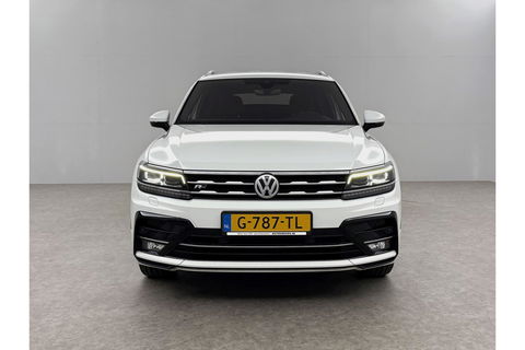 Volkswagen Tiguan 1.5 TSI Highline R-Line 150PK DSG Virtual LED Camera Carplay Clima Cruise Navi PDC 20''LMV