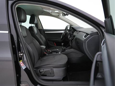 Škoda Octavia Combi 1.6 TDI Greentech Clever Edition *NAVI-FULLMAP | AMUNDSEN-AUDIO | ECC | CRUISE | DAB | APP-CONNECT | PDC | 1/2-LEATHER | COMFORT-SEATS | 16'' ALU*