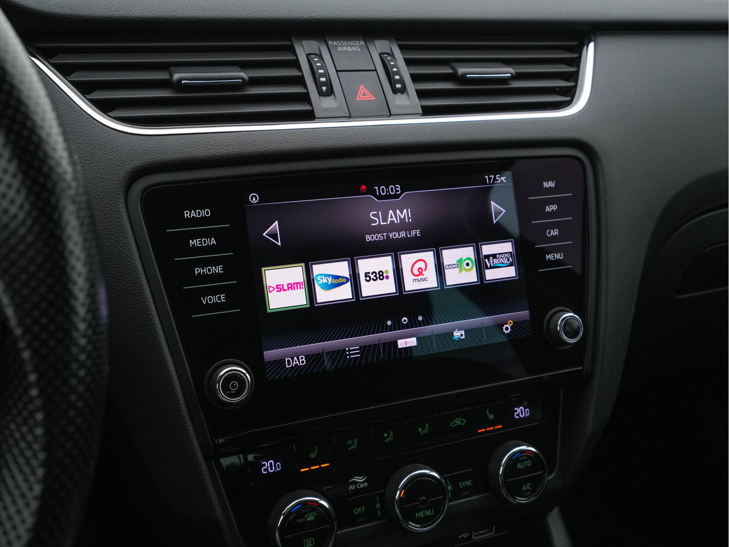 Škoda Octavia Combi 1.6 TDI Greentech Clever Edition *NAVI-FULLMAP | AMUNDSEN-AUDIO | ECC | CRUISE | DAB | APP-CONNECT | PDC | 1/2-LEATHER | COMFORT-SEATS | 16'' ALU*