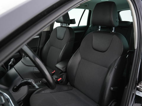Škoda Octavia Combi 1.6 TDI Greentech Clever Edition *NAVI-FULLMAP | AMUNDSEN-AUDIO | ECC | CRUISE | DAB | APP-CONNECT | PDC | 1/2-LEATHER | COMFORT-SEATS | 16'' ALU*
