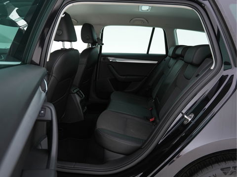 Škoda Octavia Combi 1.6 TDI Greentech Clever Edition *NAVI-FULLMAP | AMUNDSEN-AUDIO | ECC | CRUISE | DAB | APP-CONNECT | PDC | 1/2-LEATHER | COMFORT-SEATS | 16'' ALU*