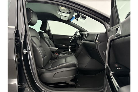 Kia Sportage 1.6 T-GDI GT-Line 177PK Camera LED Trekhaak Cruise Clima Leder Navi PDC 19"LMV