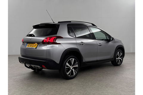 Peugeot 2008 1.2 110PK PureTech GT-Line Sfeerverl. Camera Carplay LED Pano Trekhaak Clima Cruise Navi PDC 17''LMV