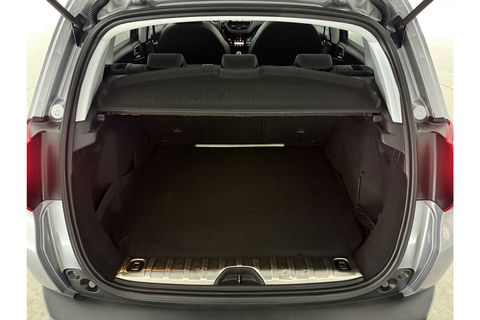 Peugeot 2008 1.2 110PK PureTech GT-Line Sfeerverl. Camera Carplay LED Pano Trekhaak Clima Cruise Navi PDC 17''LMV