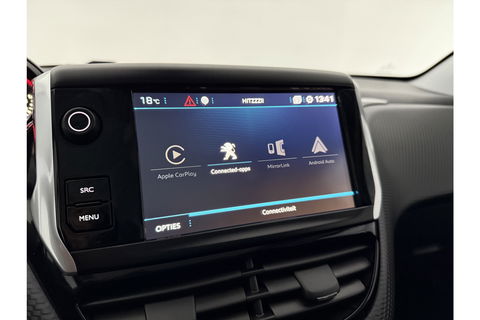 Peugeot 2008 1.2 110PK PureTech GT-Line Sfeerverl. Camera Carplay LED Pano Trekhaak Clima Cruise Navi PDC 17''LMV