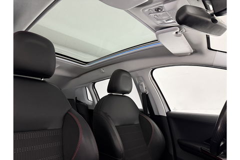 Peugeot 2008 1.2 110PK PureTech GT-Line Sfeerverl. Camera Carplay LED Pano Trekhaak Clima Cruise Navi PDC 17''LMV