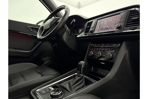 SEAT Ateca 1.4 EcoTSI Xcellence 150PK Pano Sfeer Carplay Clima Cruise 360Camera Navi 19"LMV LED PDC