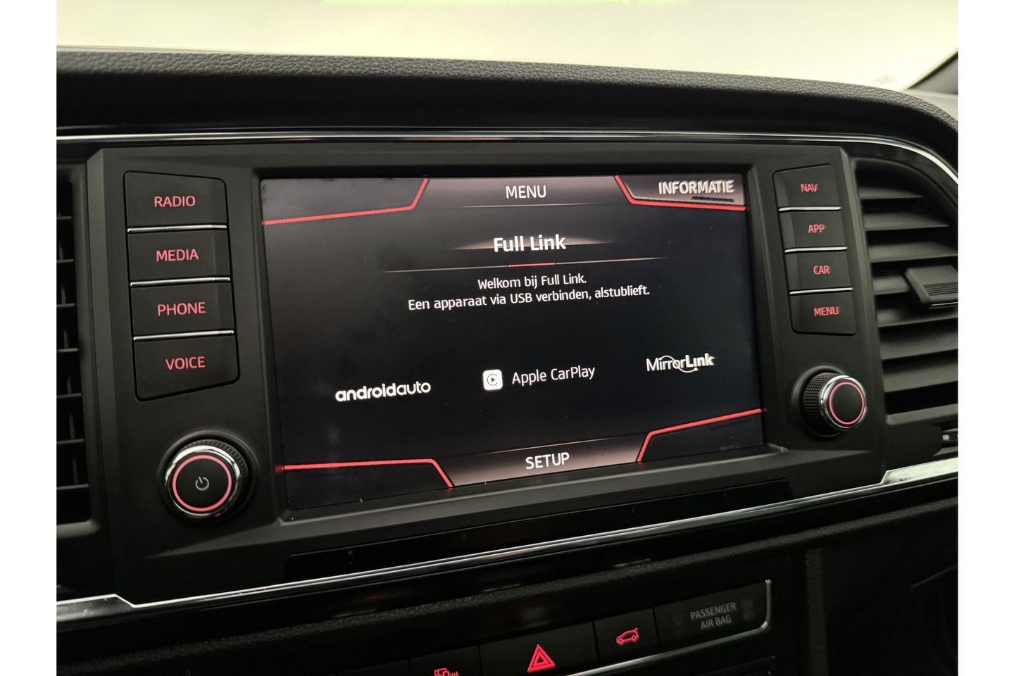 SEAT Ateca 1.4 EcoTSI Xcellence 150PK Pano Sfeer Carplay Clima Cruise 360Camera Navi 19"LMV LED PDC