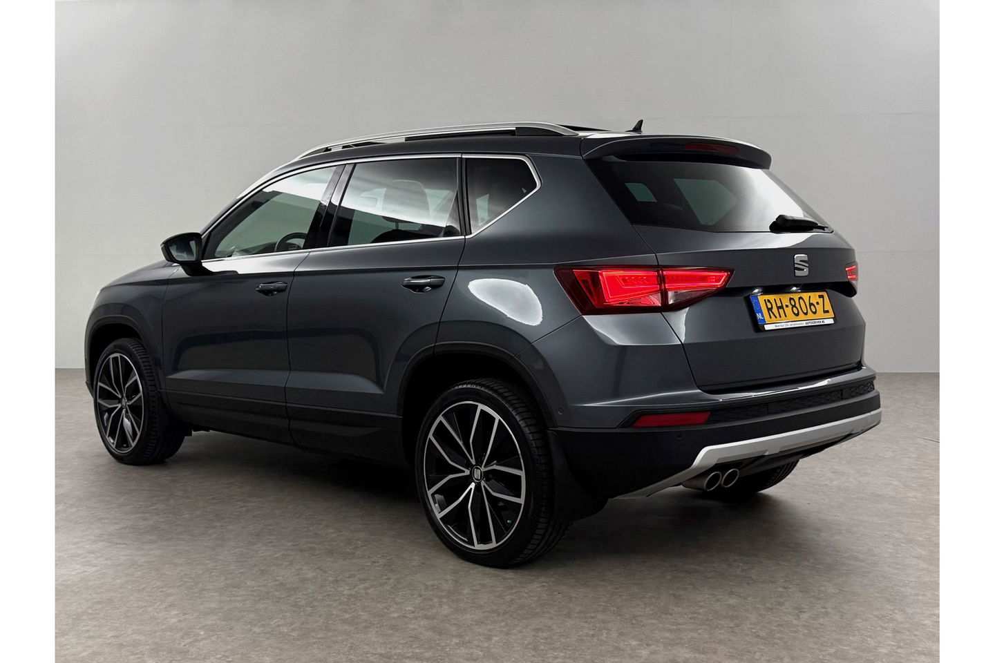 SEAT Ateca 1.4 EcoTSI Xcellence 150PK Pano Sfeer Carplay Clima Cruise 360Camera Navi 19"LMV LED PDC
