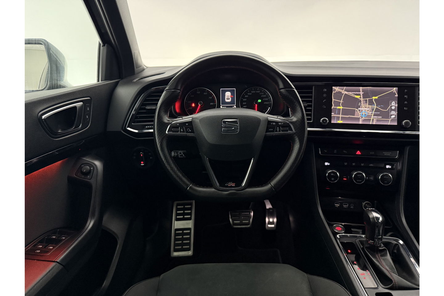 SEAT Ateca 1.5 TSI FR Business Intense 150PK 360Camera Sfeer Carplay Virtual LED Clima Cruise Navi  PDC 19"LMV