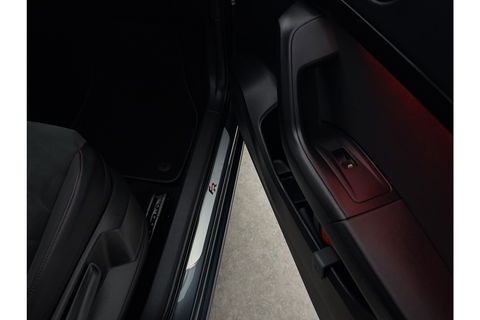 SEAT Ateca 1.5 TSI FR Business Intense 150PK 360Camera Sfeer Carplay Virtual LED Clima Cruise Navi  PDC 19"LMV