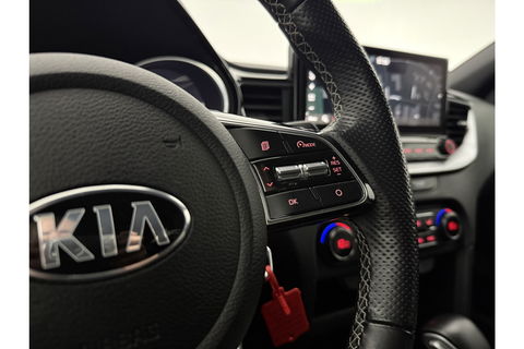 Kia pro_cee'd 1.4 T-GDI 140PK GT-Line Camera Carplay LED Virtual Clima Cruise Navi PDC 17''LMV