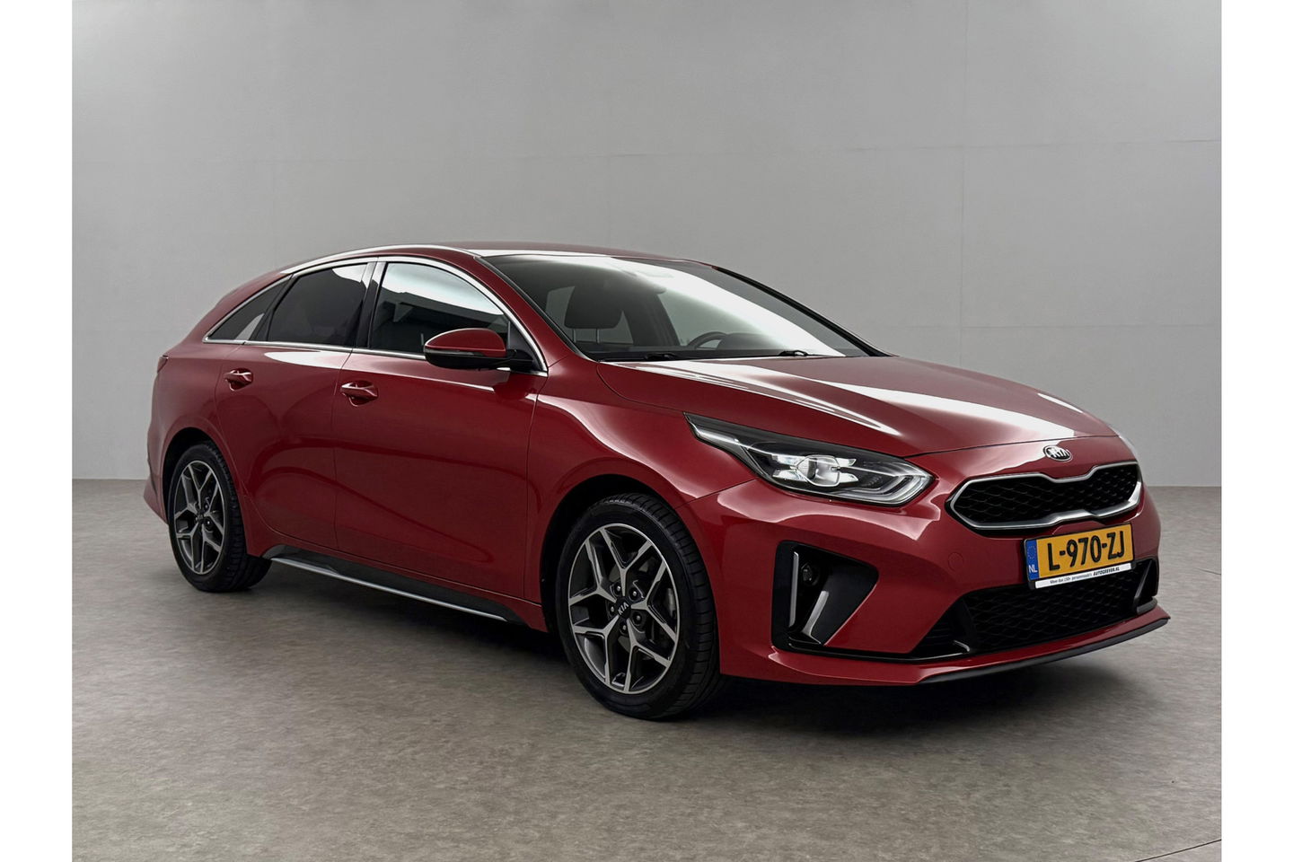 Kia pro_cee'd 1.4 T-GDI 140PK GT-Line Camera Carplay LED Virtual Clima Cruise Navi PDC 17''LMV