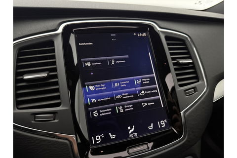 Volvo XC90 2.0 T8 Twin Engine AWD Inscription 7P 358PK Pano Trekhaak Carplay LED Virtual Camera Clima Cruise Navi PDC 21''LMV