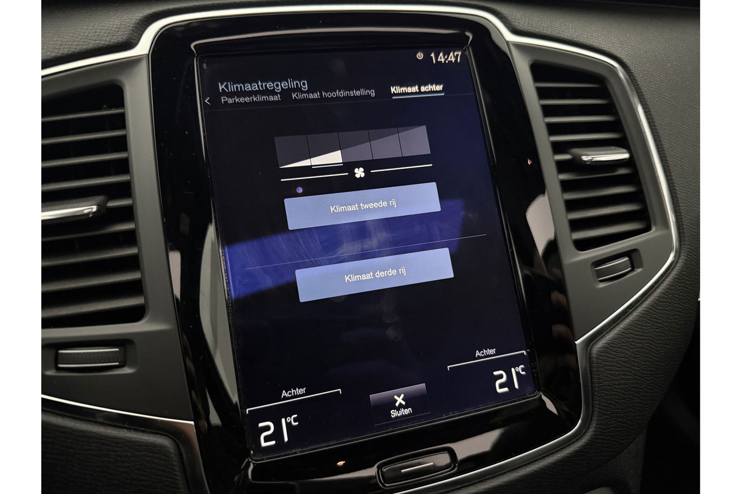 Volvo XC90 2.0 T8 Twin Engine AWD Inscription 7P 358PK Pano Trekhaak Carplay LED Virtual Camera Clima Cruise Navi PDC 21''LMV