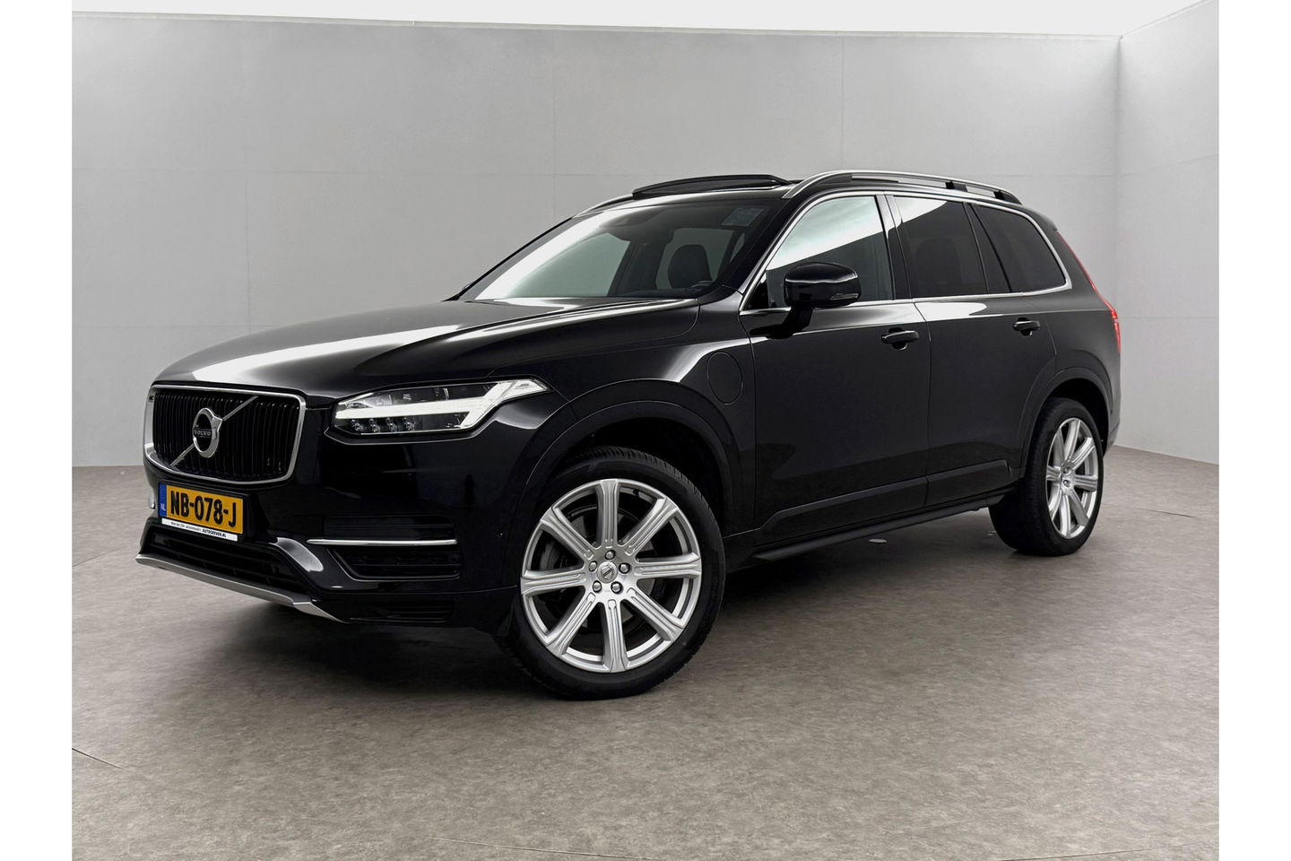 Volvo XC90 2.0 T8 Twin Engine AWD Inscription 7P 358PK Pano Trekhaak Carplay LED Virtual Camera Clima Cruise Navi PDC 21''LMV