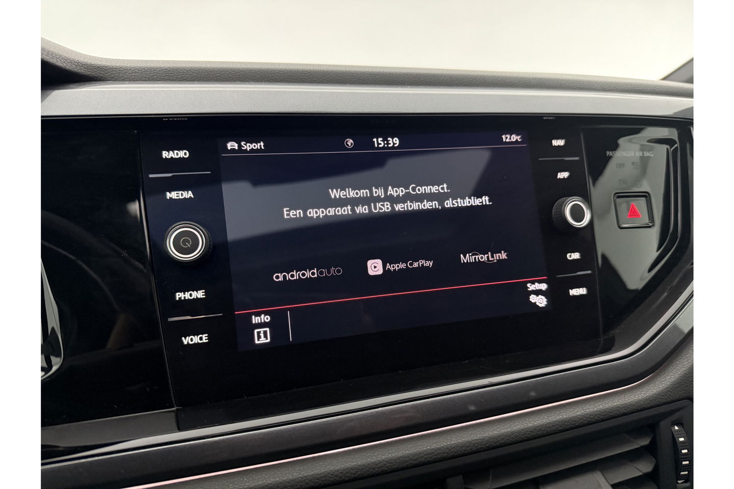 Volkswagen Polo 2.0 TSI GTI | beats-audio | 200PK Pano LED DSG Virtual Camera Carplay Clima Cruise Navi PDC 18''LMV