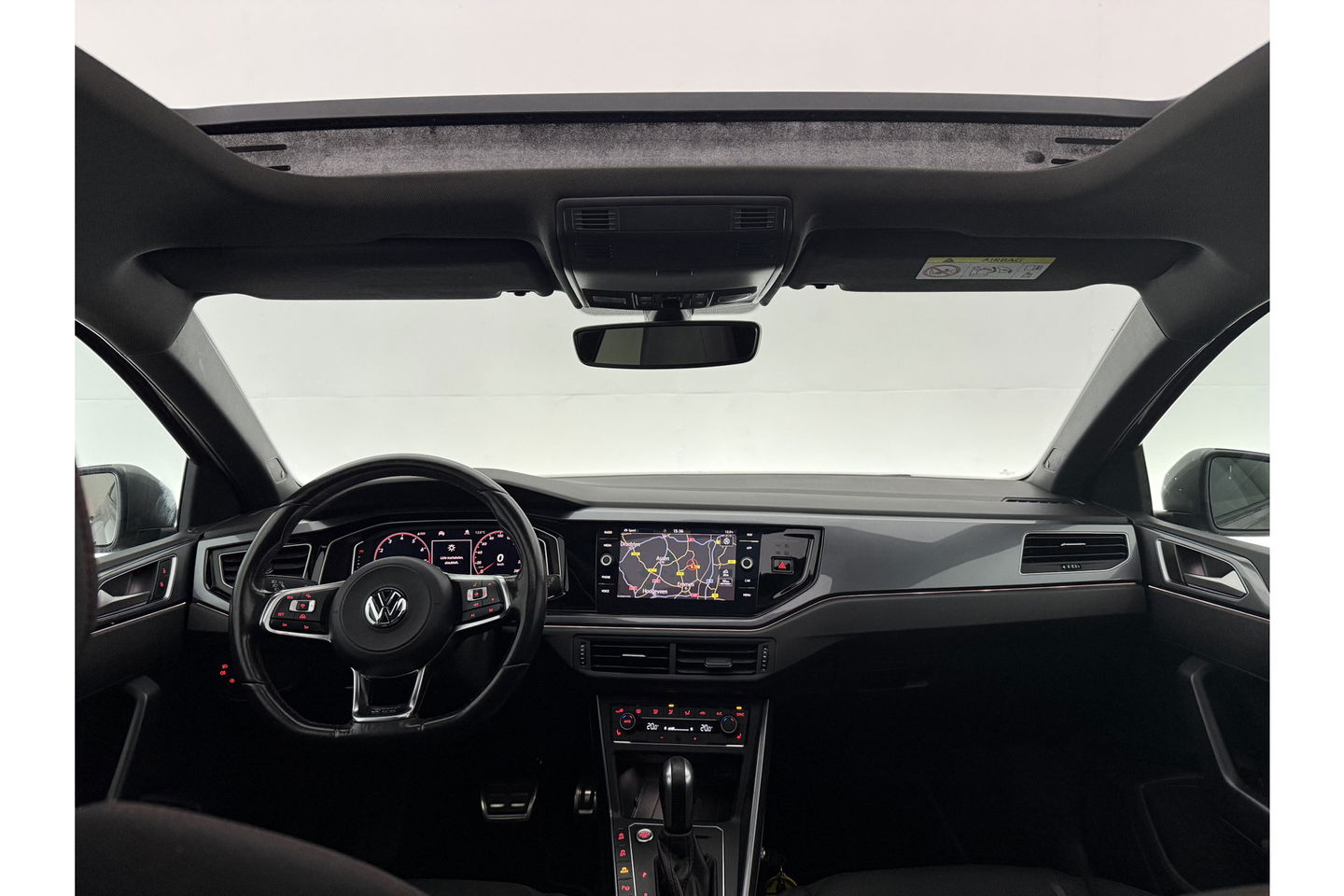 Volkswagen Polo 2.0 TSI GTI | beats-audio | 200PK Pano LED DSG Virtual Camera Carplay Clima Cruise Navi PDC 18''LMV
