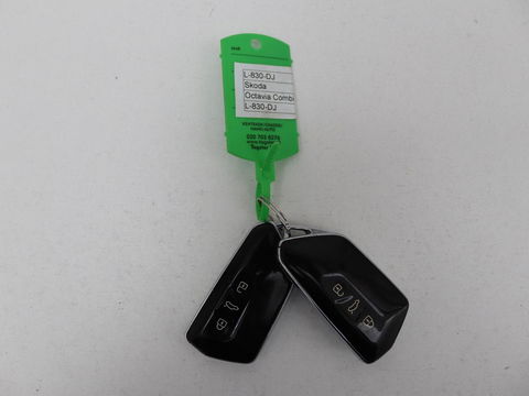 Škoda Octavia Combi 1.0 e-TSI Business Edition Plus | Apple Carplay | Cruise Control Adaptief | Navi | Sfeerverlichting |  Dodehoek Detectie | Stoelverwarming
