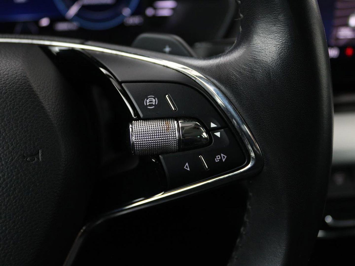 Škoda Octavia Combi 1.0 e-TSI Business Edition Plus | Apple Carplay | Cruise Control Adaptief | Navi | Sfeerverlichting |  Dodehoek Detectie | Stoelverwarming