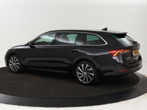 Škoda Octavia Combi 1.0 e-TSI Business Edition Plus | Apple Carplay | Cruise Control Adaptief | Navi | Sfeerverlichting |  Dodehoek Detectie | Stoelverwarming