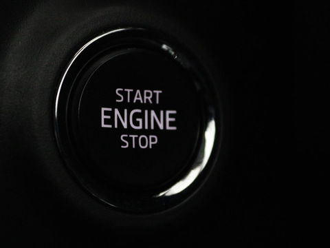 Škoda Octavia Combi 1.0 e-TSI Business Edition Plus | Apple Carplay | Cruise Control Adaptief | Navi | Sfeerverlichting |  Dodehoek Detectie | Stoelverwarming