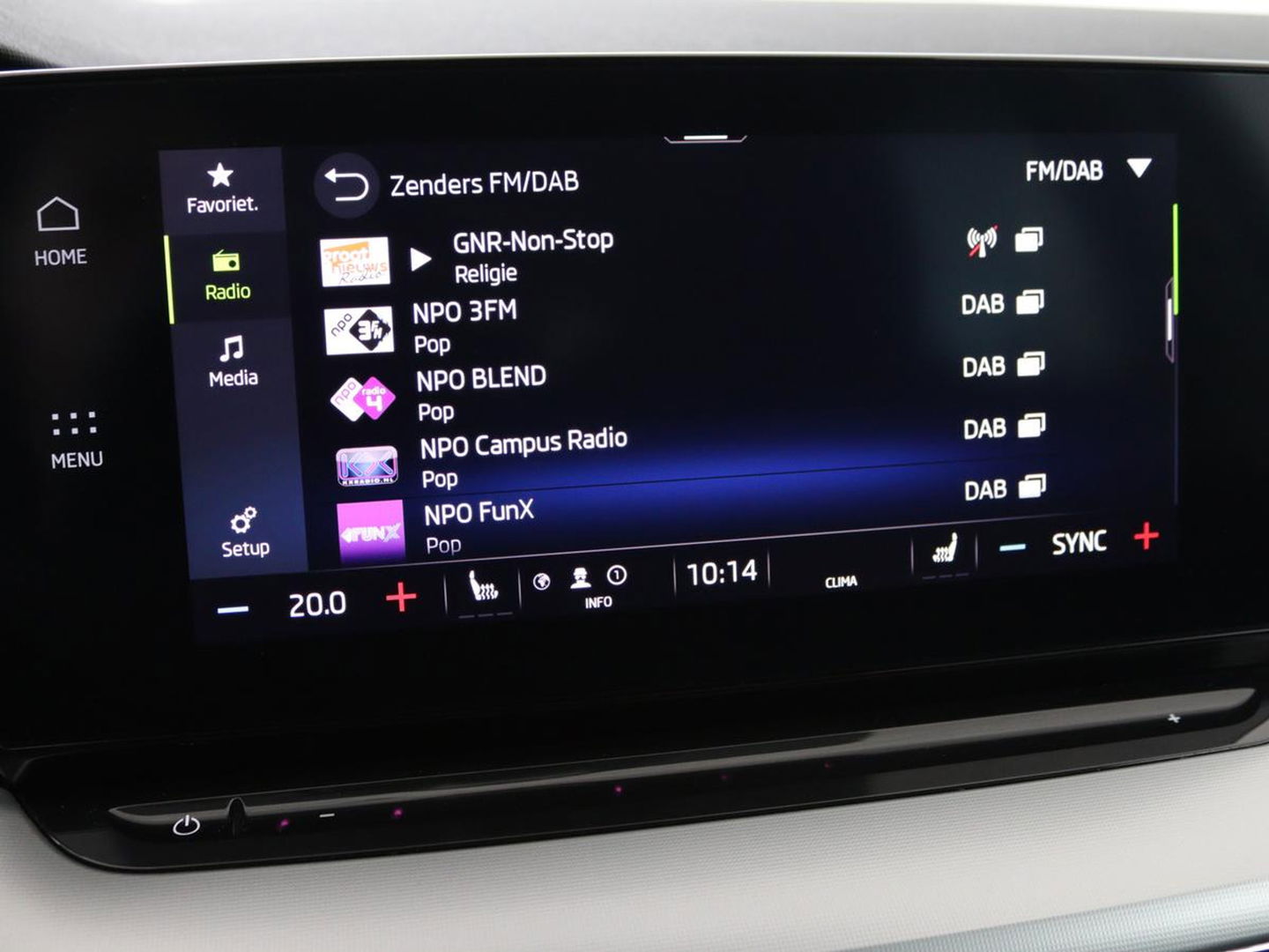 Škoda Octavia Combi 1.0 e-TSI Business Edition Plus | Apple Carplay | Cruise Control Adaptief | Navi | Sfeerverlichting |  Dodehoek Detectie | Stoelverwarming