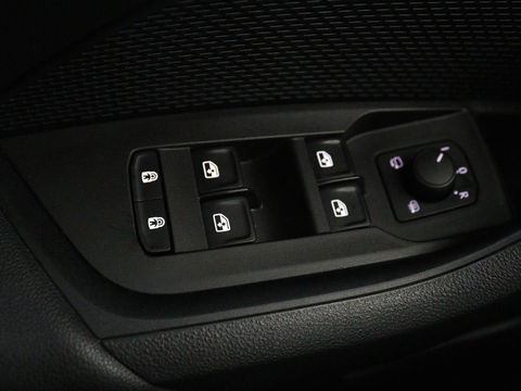 Škoda Octavia Combi 1.0 e-TSI Business Edition Plus | Apple Carplay | Cruise Control Adaptief | Navi | Sfeerverlichting |  Dodehoek Detectie | Stoelverwarming