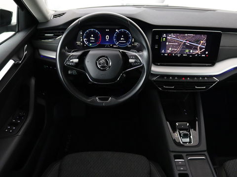 Škoda Octavia Combi 1.0 e-TSI Business Edition Plus | Apple Carplay | Cruise Control Adaptief | Navi | Sfeerverlichting |  Dodehoek Detectie | Stoelverwarming