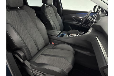 Peugeot 5008 1.2 PureTech Allure Pack | 7 Persoons | LED Trekhaak Sfeer Virtual 360Camera Carplay Clima Cruise Navi PDC 18''LMV