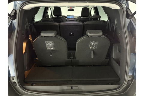 Peugeot 5008 1.2 PureTech Allure Pack | 7 Persoons | LED Trekhaak Sfeer Virtual 360Camera Carplay Clima Cruise Navi PDC 18''LMV