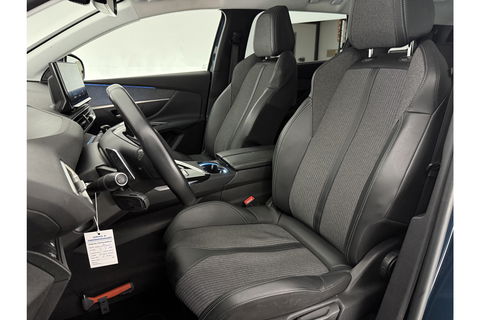 Peugeot 5008 1.2 PureTech Allure Pack | 7 Persoons | LED Trekhaak Sfeer Virtual 360Camera Carplay Clima Cruise Navi PDC 18''LMV
