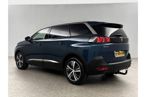 Peugeot 5008 1.2 PureTech Allure Pack | 7 Persoons | LED Trekhaak Sfeer Virtual 360Camera Carplay Clima Cruise Navi PDC 18''LMV