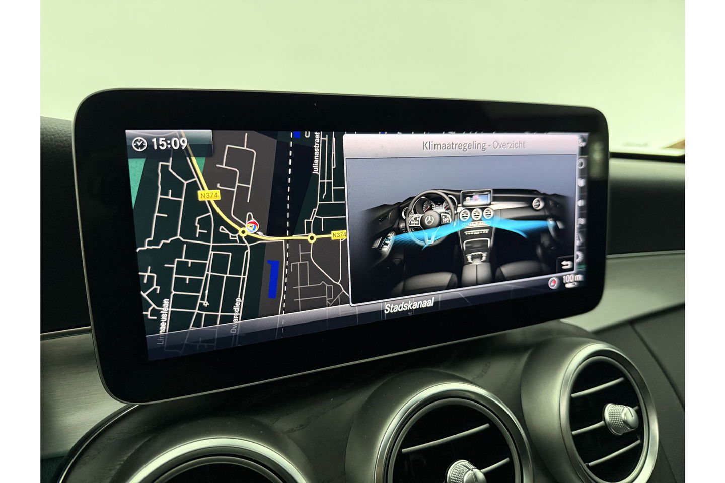 Mercedes-Benz C-Klasse 180 AMG 157PK Pano Sfeerverl. Virtual LED 18"LMV Clima Cruise Camera Carplay Navi PDC