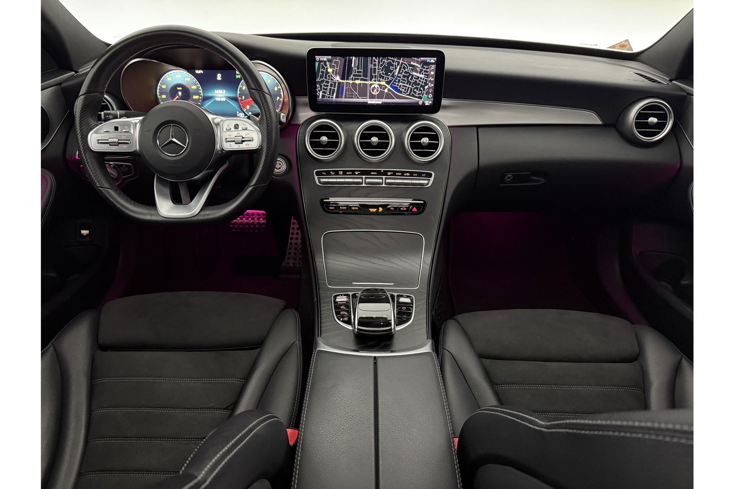 Mercedes-Benz C-Klasse 180 AMG 157PK Pano Sfeerverl. Virtual LED 18"LMV Clima Cruise Camera Carplay Navi PDC