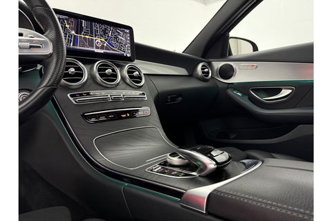 Mercedes-Benz C-Klasse 180 AMG 157PK Pano Sfeerverl. Virtual LED 18"LMV Clima Cruise Camera Carplay Navi PDC