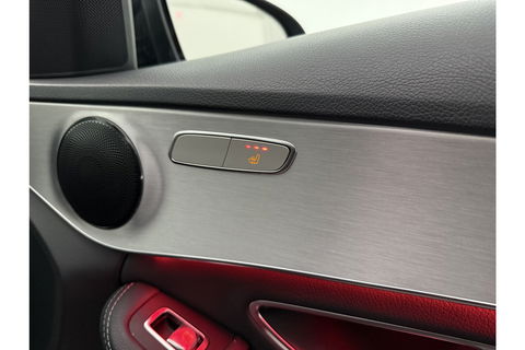 Mercedes-Benz C-Klasse 180 AMG 157PK Pano Sfeerverl. Virtual LED 18"LMV Clima Cruise Camera Carplay Navi PDC