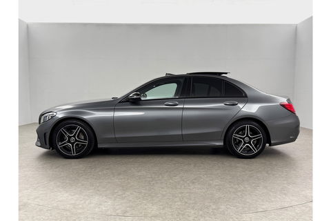 Mercedes-Benz C-Klasse 180 AMG 157PK Pano Sfeerverl. Virtual LED 18"LMV Clima Cruise Camera Carplay Navi PDC