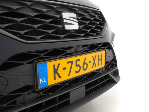 SEAT Ateca 1.5 TSI FR Business Intense *PANO | LEATHER-MICROFIBRE | FULL-LED | MEMORY-PACK | TOP-VIEW | BEATS-AUDIO | DIGI-COCKPIT | NAVI-FULLMAP | SPORT-SEATS | DAB+ | KEYLESS | CARPLAY | ECC | HEATED-SEATS | PDC | 18''ALU*