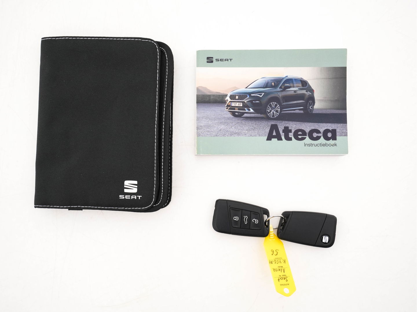 SEAT Ateca 1.5 TSI FR Business Intense *PANO | LEATHER-MICROFIBRE | FULL-LED | MEMORY-PACK | TOP-VIEW | BEATS-AUDIO | DIGI-COCKPIT | NAVI-FULLMAP | SPORT-SEATS | DAB+ | KEYLESS | CARPLAY | ECC | HEATED-SEATS | PDC | 18''ALU*