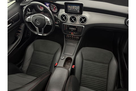 Mercedes-Benz GLA 200 AMG 157PK Pano LED Airco Cruise Navi PDC 19''LMV